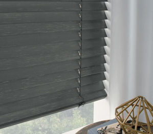 Picture of HUNTER DOUGLAS Parkland® Wood Blinds
