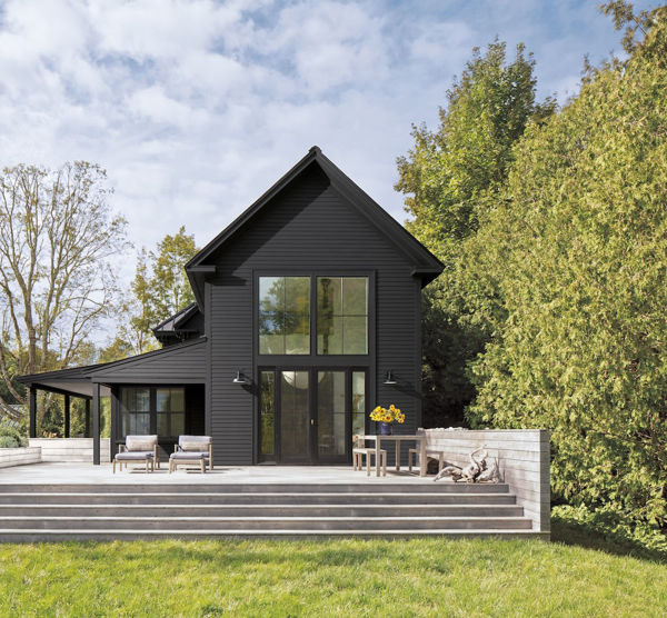 How to Get an Early Jumpstart on a Contractor’s Busy Spring Calendar With Winter-Friendly Exterior Paint